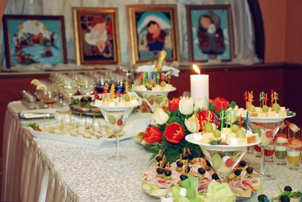 V&P Hotel & Restaurant Chust Zewnętrze zdjęcie