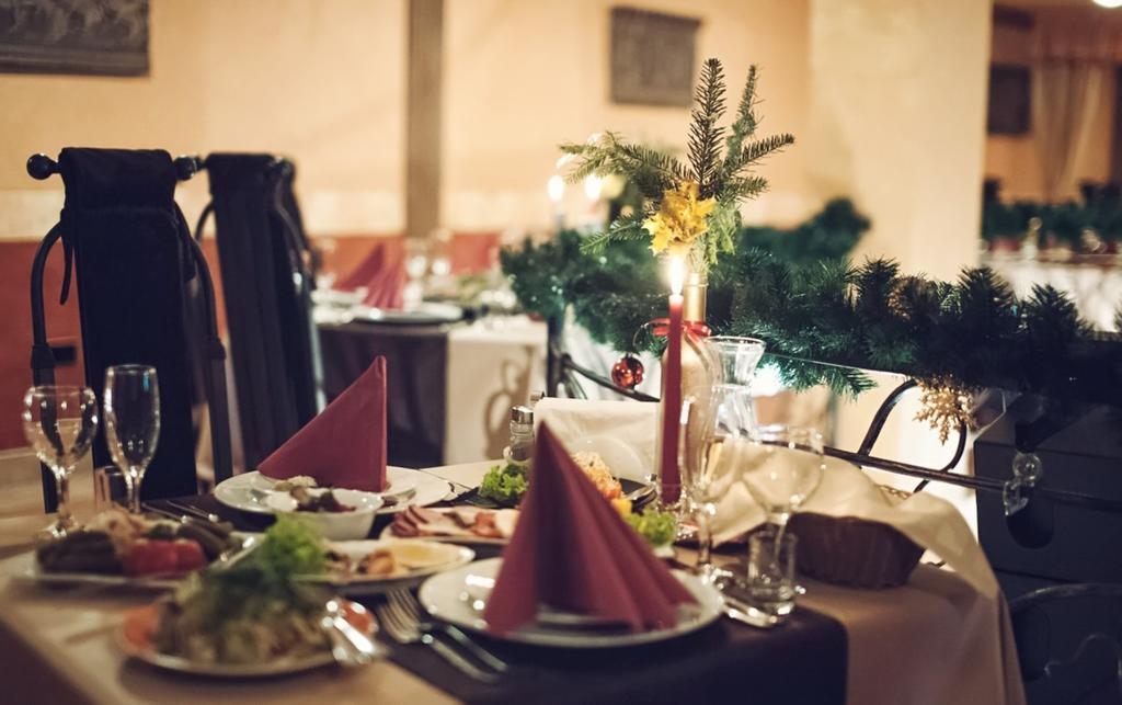 V&P Hotel & Restaurant Chust Zewnętrze zdjęcie