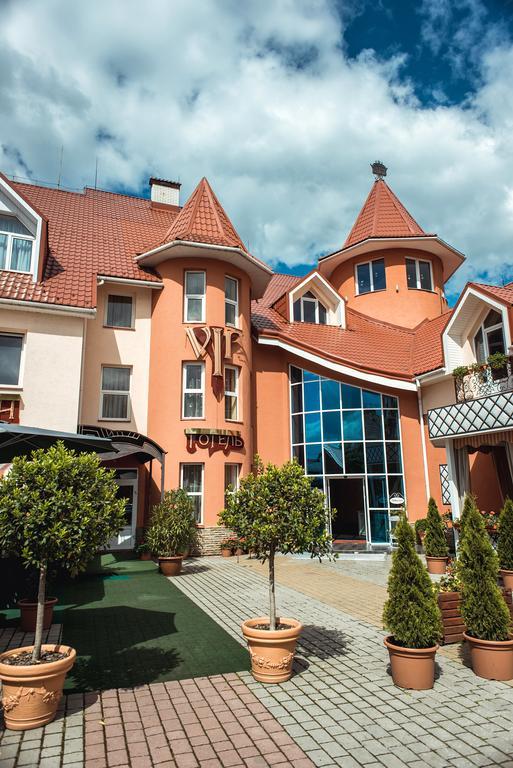 V&P Hotel & Restaurant Chust Zewnętrze zdjęcie