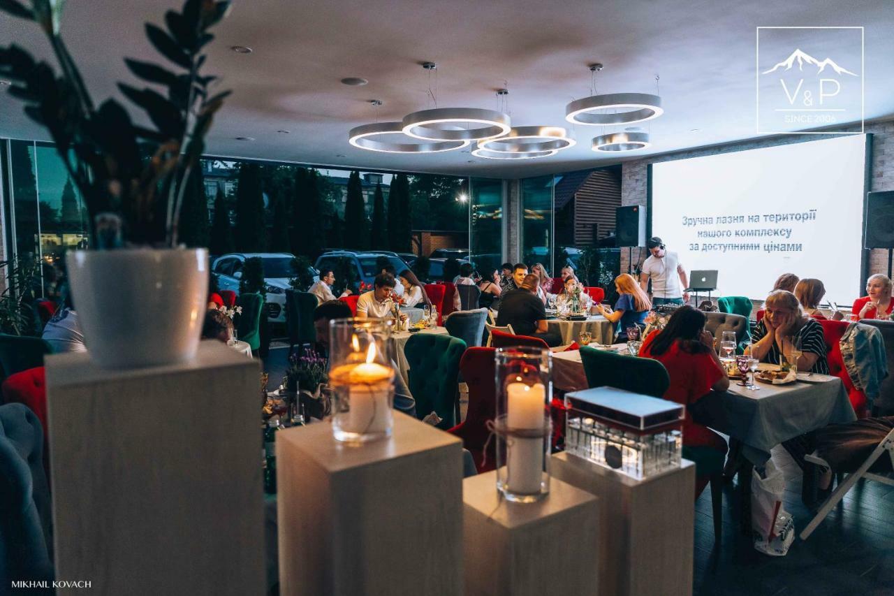 V&P Hotel & Restaurant Chust Zewnętrze zdjęcie